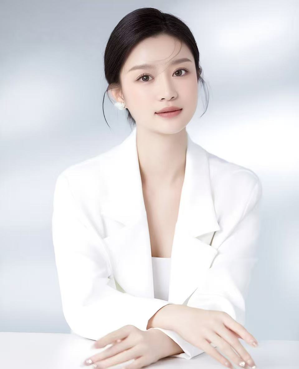 王美佳